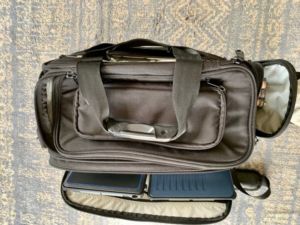 A top down view of the Aerocoast Pro Crew I showing the open right hand side pocket (as seen from the front).